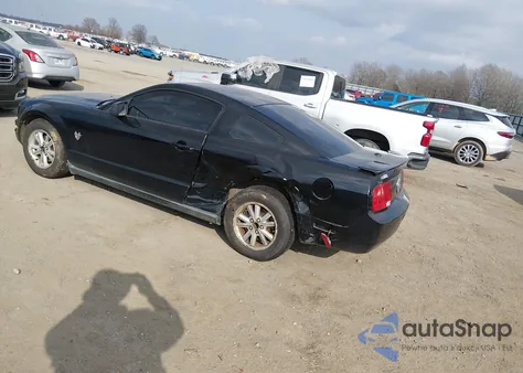 2009 Ford Mustang V6/V6 Premium z USA, uszkodzony, nr VIN 1ZVHT80N595139011